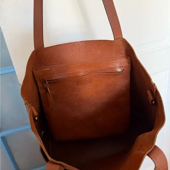 Madewell Medium Brown Leather Tote - Picture 4 of 5